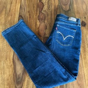 Levi’s 512 Perfectly Slimming straight leg jeans